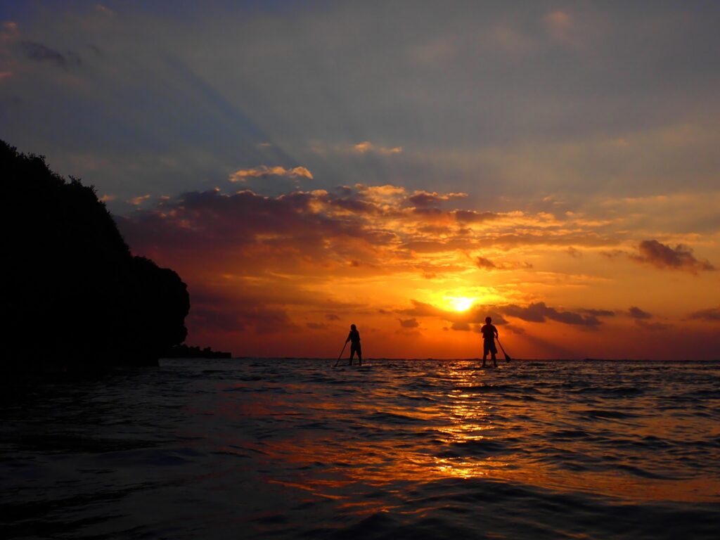 絶景 小浜島の日の出を見れるアクティビティをご紹介します 小浜島ツアーズ
