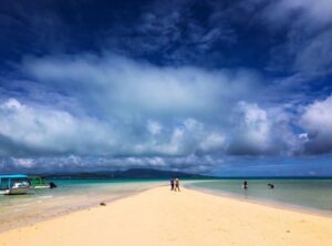  【小浜島/約1時間】一度は行きたい『幻の島（浜島）』上陸＆散策クルージングツアー☆水に濡れず快適！幼児からご高齢の方も安心して参加OK♪