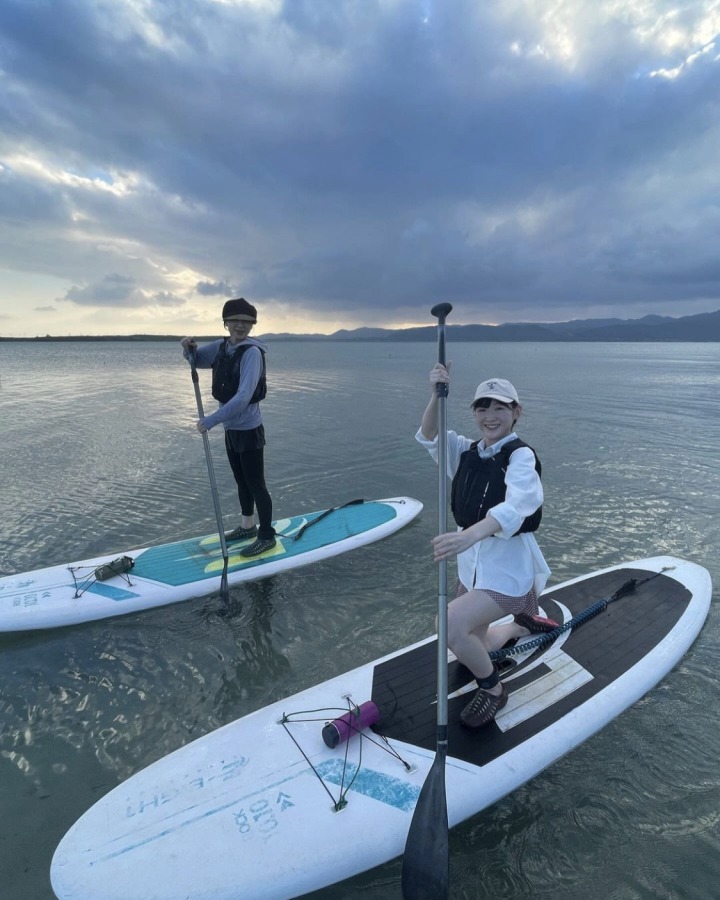 【小浜島/朝日】1日の最高のスタートに！早朝から楽しむモーニングSUPツアー☆手ぶらで気軽に参加OK《送迎＆写真サービス付》（No.627）