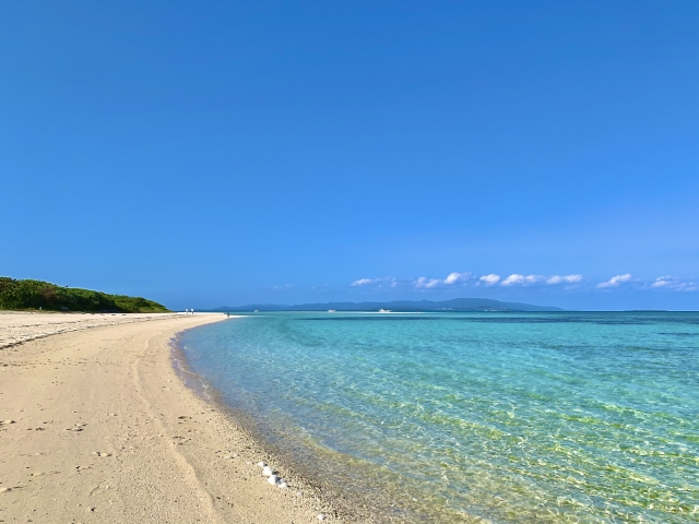 小浜島から行ける無人島＆秘境の島7選！
