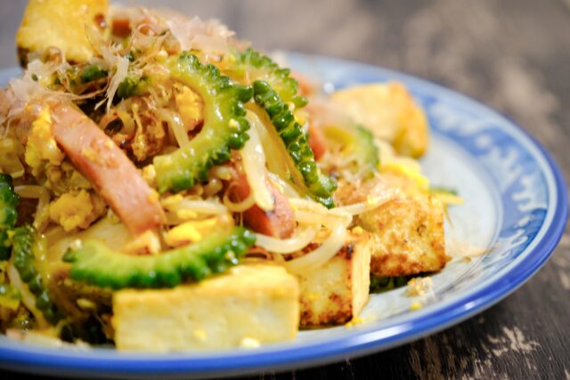 夜ご飯、小浜島で何食べる？グルメ好きが選ぶ人気のディナースポット8選