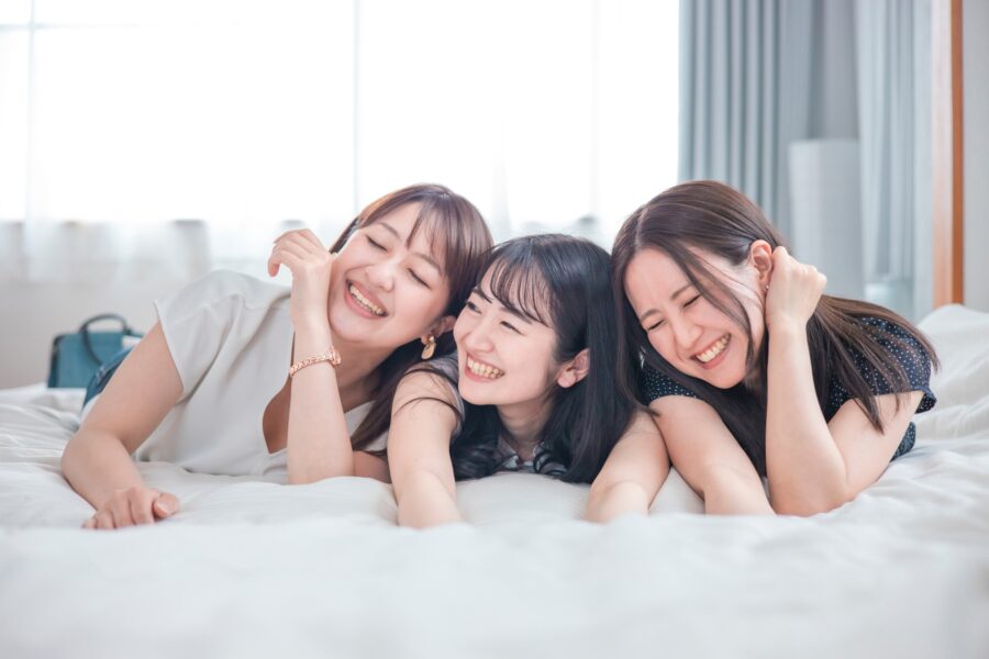 ホテル　女性3人